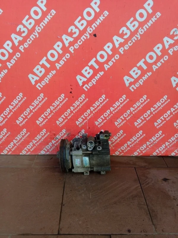 Компрессор кондиционера Hyundai Starex 2005 977014A400 D4BH