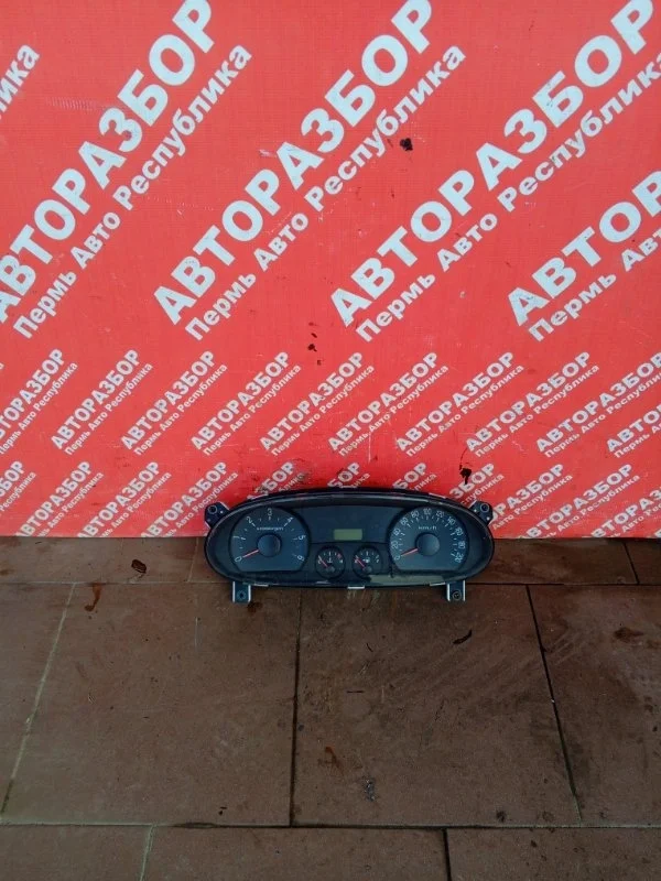 Щиток приборов Hyundai starex 2005 940034A500 D4BH