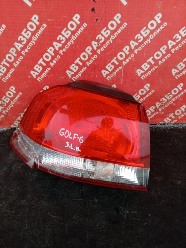 Фонарь наружный Volkswagen Golf 2011 5K0945095E CAXA, задний левый