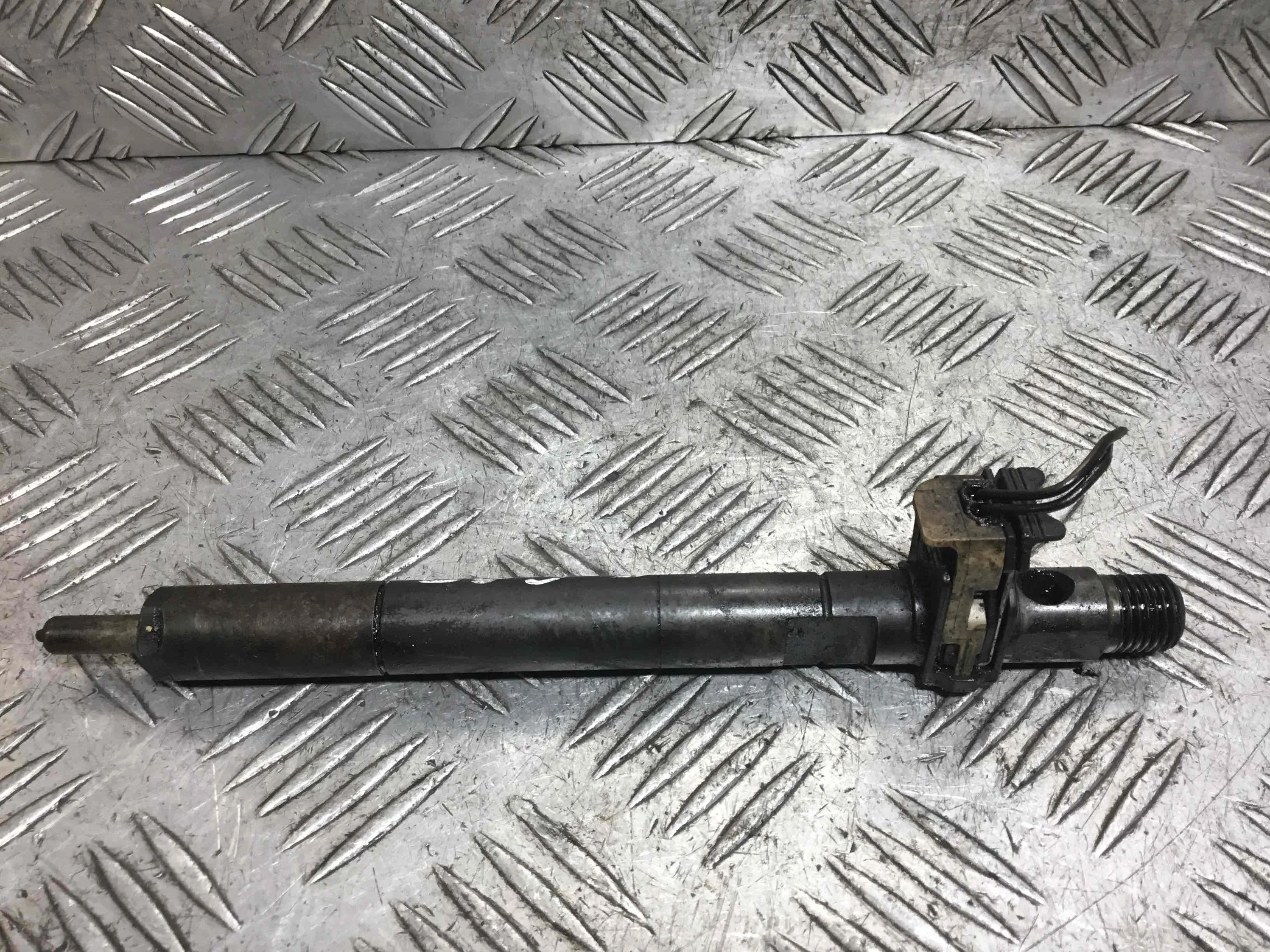 Форсунка Mercedes E-klasse E-klasse (W211) 2002 - 2009 дизель 2.2 CDI Автомат Пикап