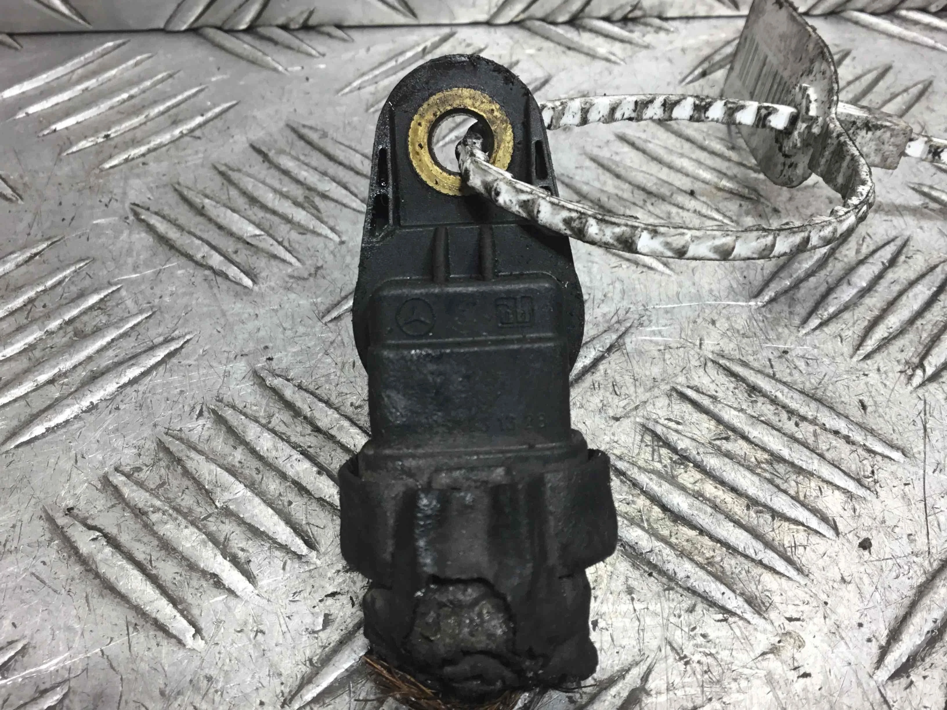 Датчик распредвала Mercedes E-klasse E-klasse (W211) 2002 - 2009 дизель 2.2 CDI Автомат Пикап