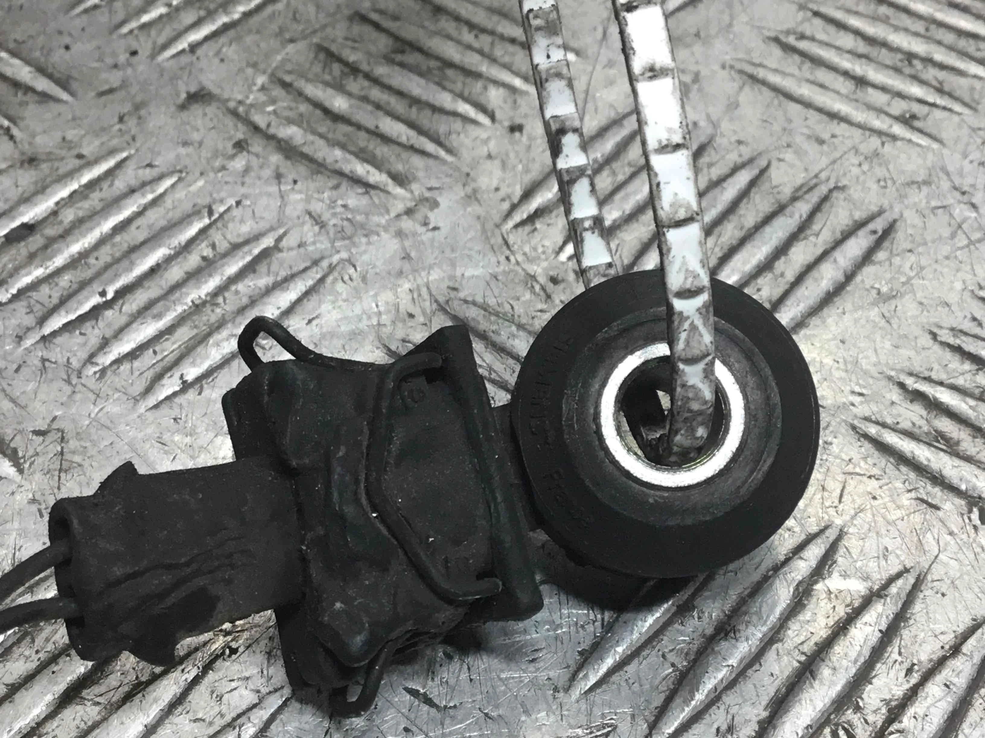 Датчик детонации Mercedes E-klasse E-klasse (W211) 2002 - 2009 дизель 2.2 CDI Автомат Пикап