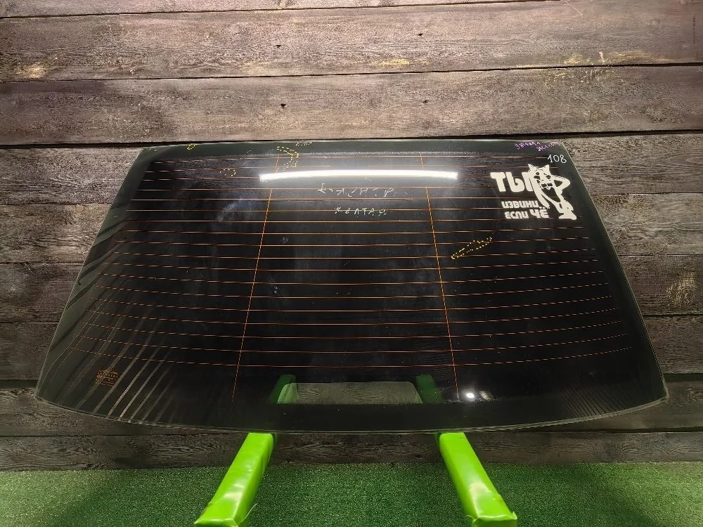 Стекло заднее Daewoo Gentra