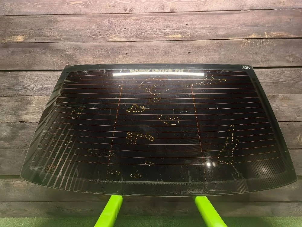 Стекло заднее Chevrolet Lacetti