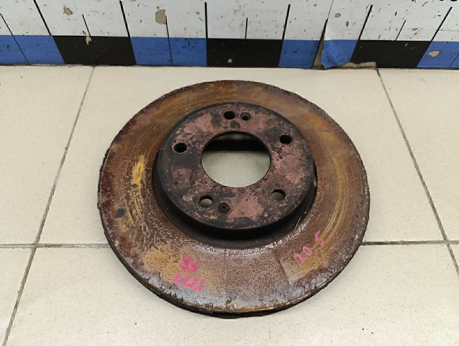 Диск тормозной передний вентилируемый Ceed 2012>