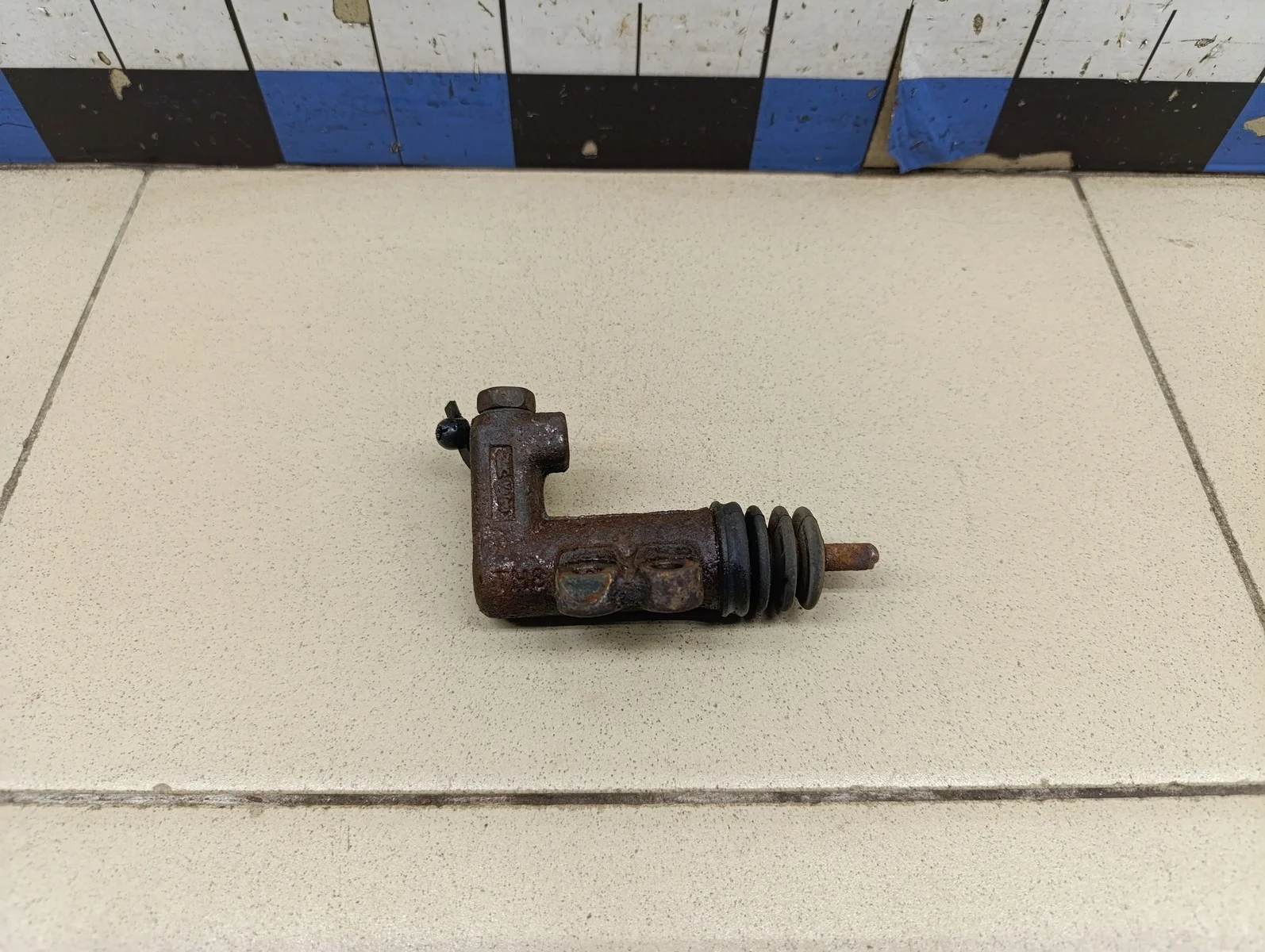 Цилиндр сцепления рабочий RIO 2005-2011