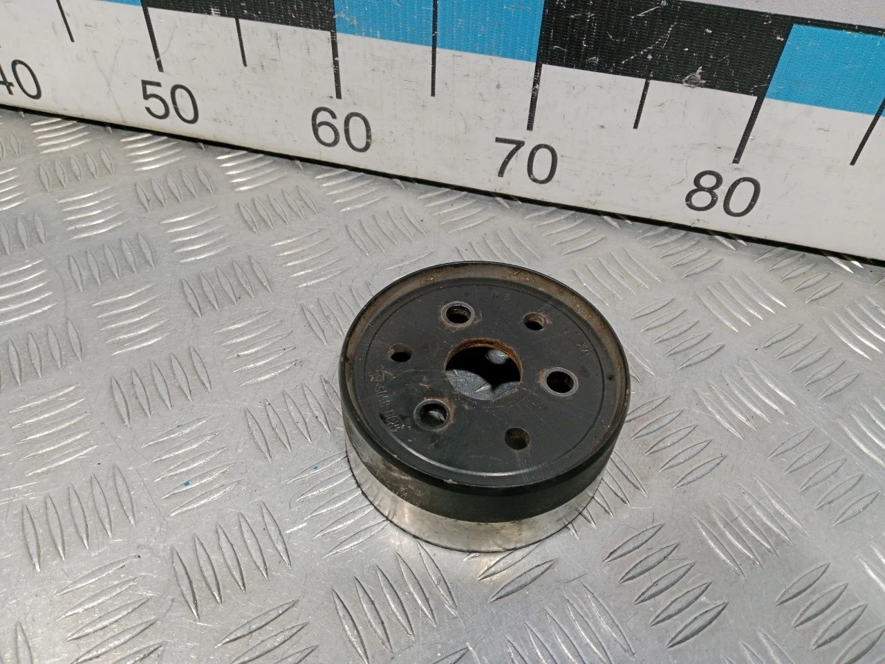 [Б/У] Шкив водяного насоса (помпы) [Код: 00580268 ]