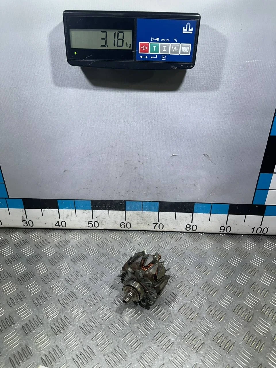 [ЧАСТЬ Б/У] Генератор 12V / 150A MB A-Class W176 2012-2018,MB CLA купе C117 2013>,MB GLA X156 2013>, - только ротор генератора [Код: 00579369 ]