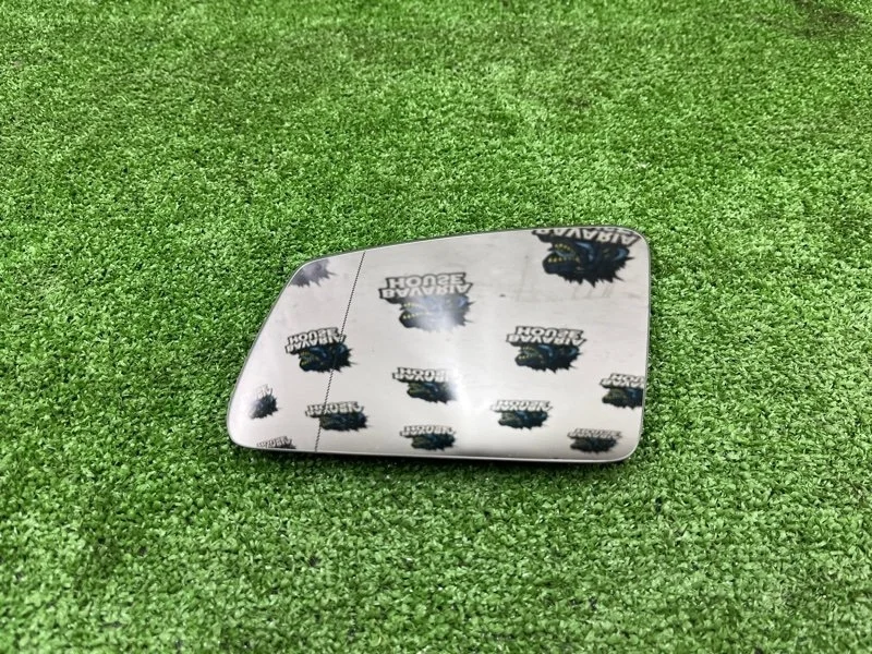 Зеркальный элемент Mercedes-Benz C-class 2011 A2128100121 W204 271.860, левый