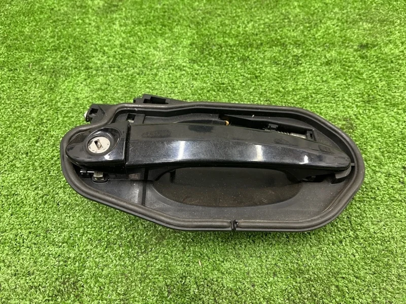 Ручка двери передняя правая BMW X3 2005 51213411278 E83 M54B25