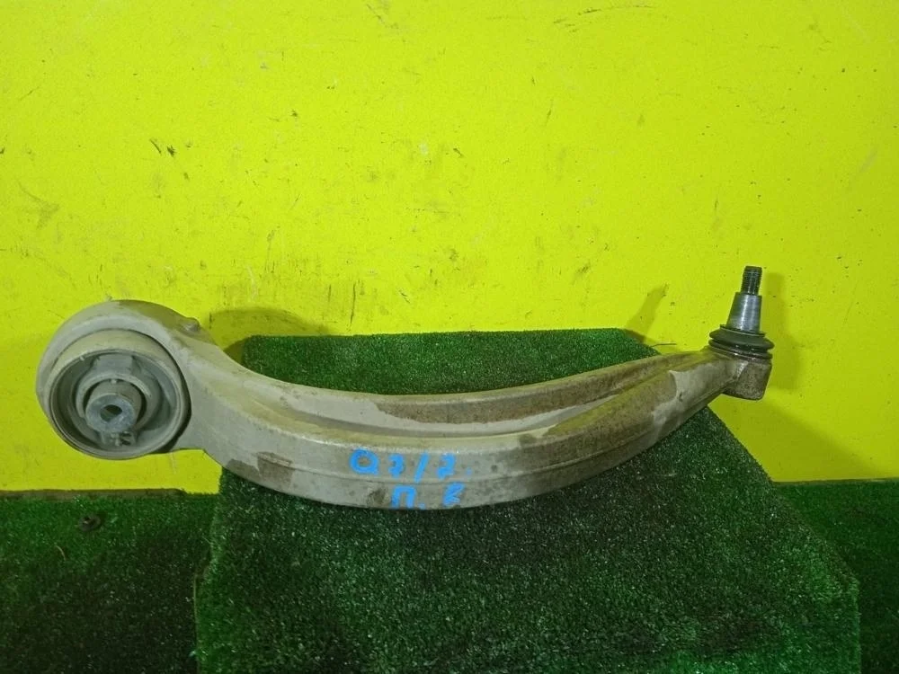 Рычаг Audi Q7 2016 4M0407694D 4M CREC, передний правый