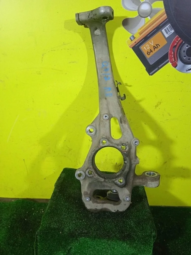 Кулак поворотный Audi Q7 2016 4M0407254J 4M CREC, передний правый