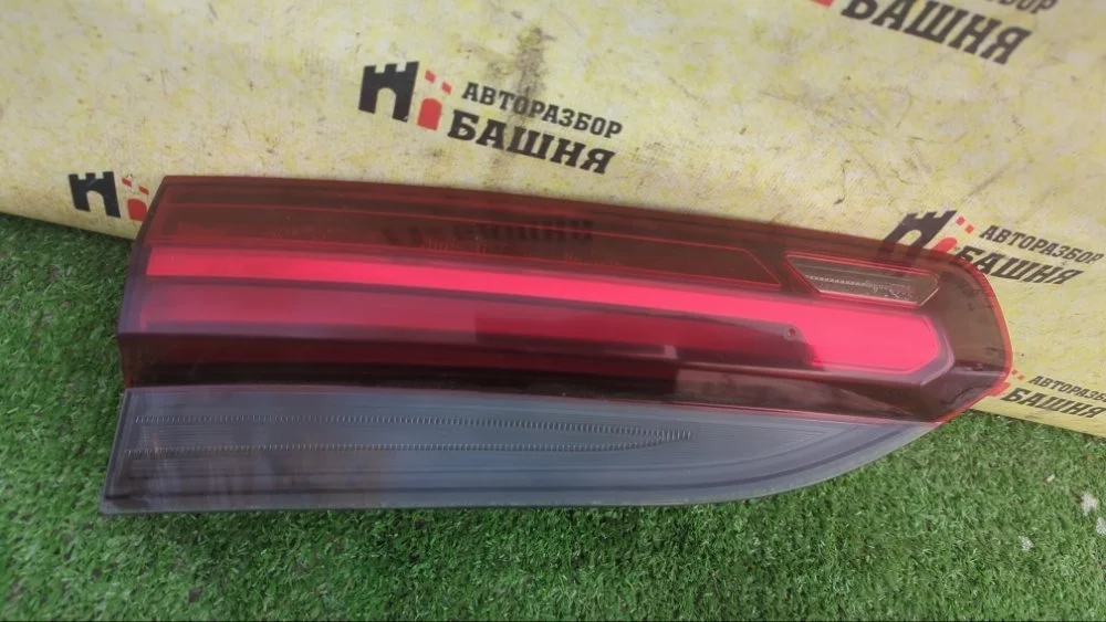 Фонарь внутренний BMW X4 2019 63217433798 G02 B48B20A, правый