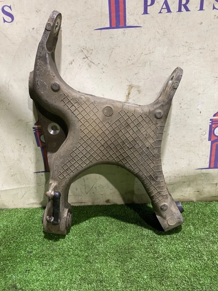 Рычаг подвески BMW X5 E70