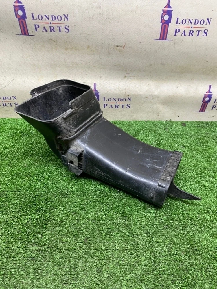 Воздуховод BMW F30