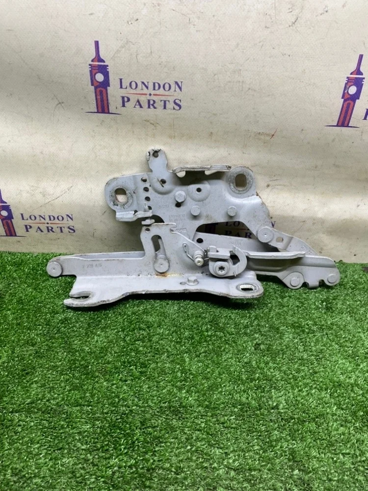 Петля капота BMW F30