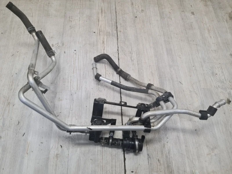 Трубопровод системы охлаждения VW Touareg NF 2013 7P