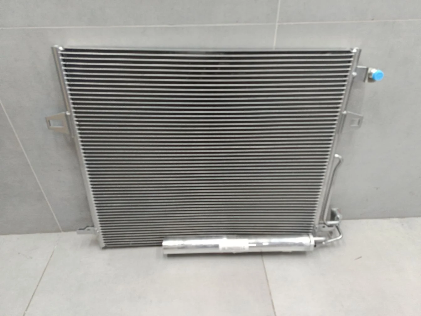 Радиатор кондиционера для Mercedes R-klasse W251 2005-2017