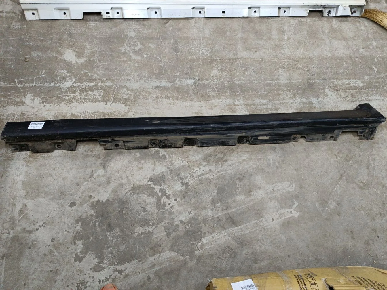 Накладка порога левая для BMW 5 F10 2009-2017