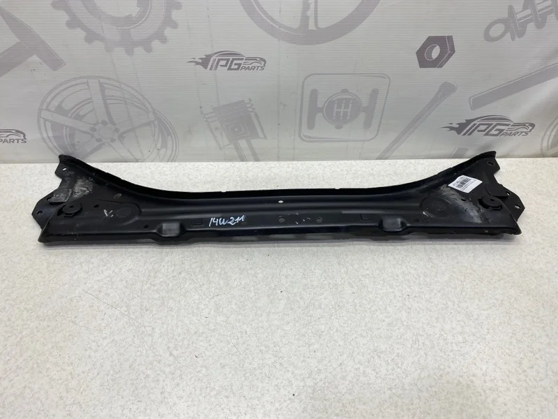 Передняя панель верхняя часть Mercedes-benz 2008 W211