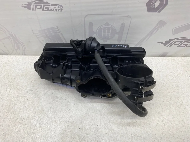 Впускной коллектор Mercedes-benz 2008 W211