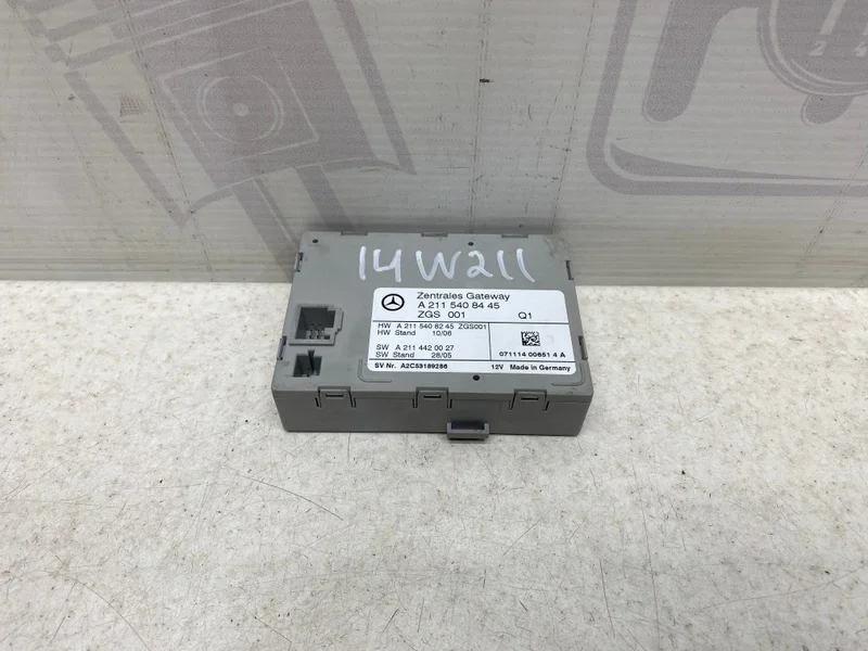 Блок zgw Mercedes-benz 2008 W211