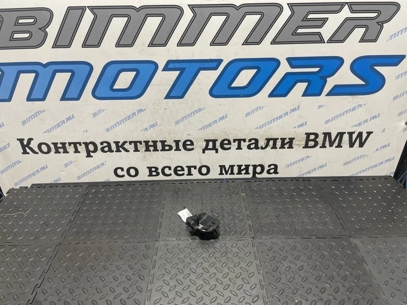 Кронштейн фары BMW 3 2008 51117156557 E92 N52B30A, левый