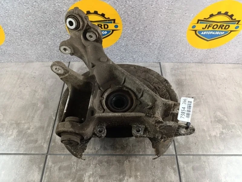 Кулак поворотный Land Rover Range 4 2015 L405