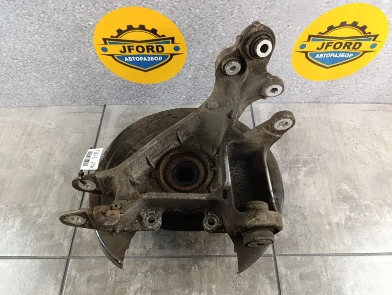 Кулак поворотный Land Rover Range 4 2015 L405