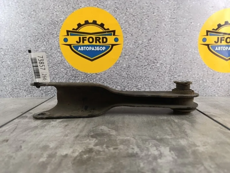 Рычаг подвески Land Rover Range 4 2015 L405