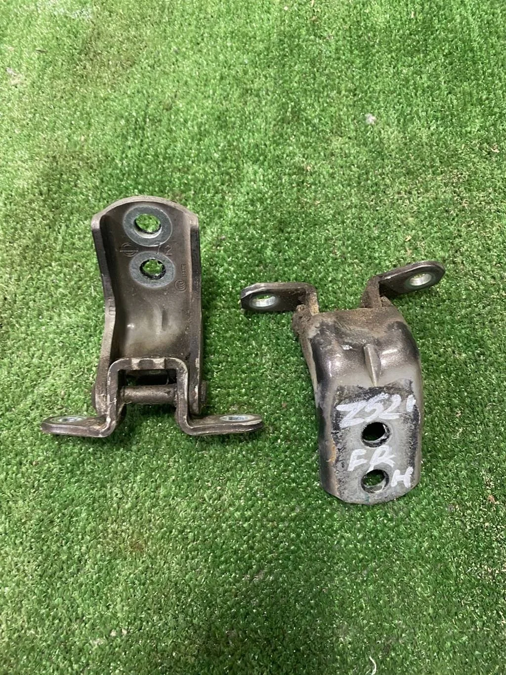 Б.у. петля двери NISSAN MURANO Z52 NISSAN MURANO Z52