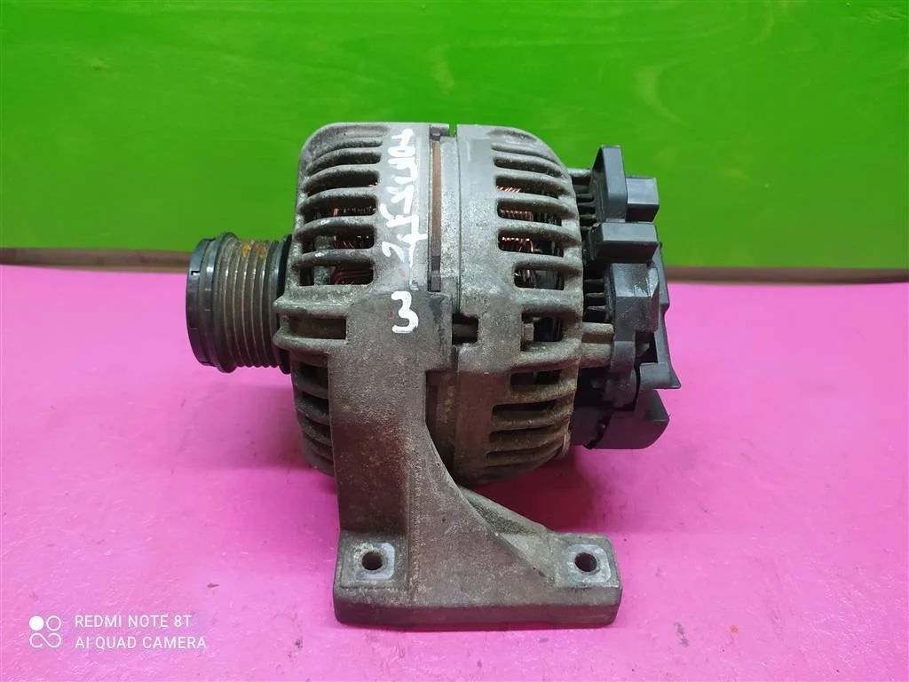Генератор Volvo S40 S60 S80 XC70 XC90 8676498