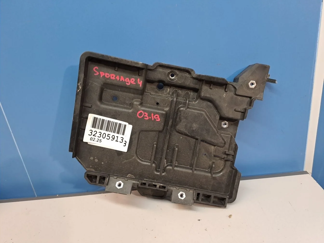 Кронштейн АКБ для KIA Rio 2017-