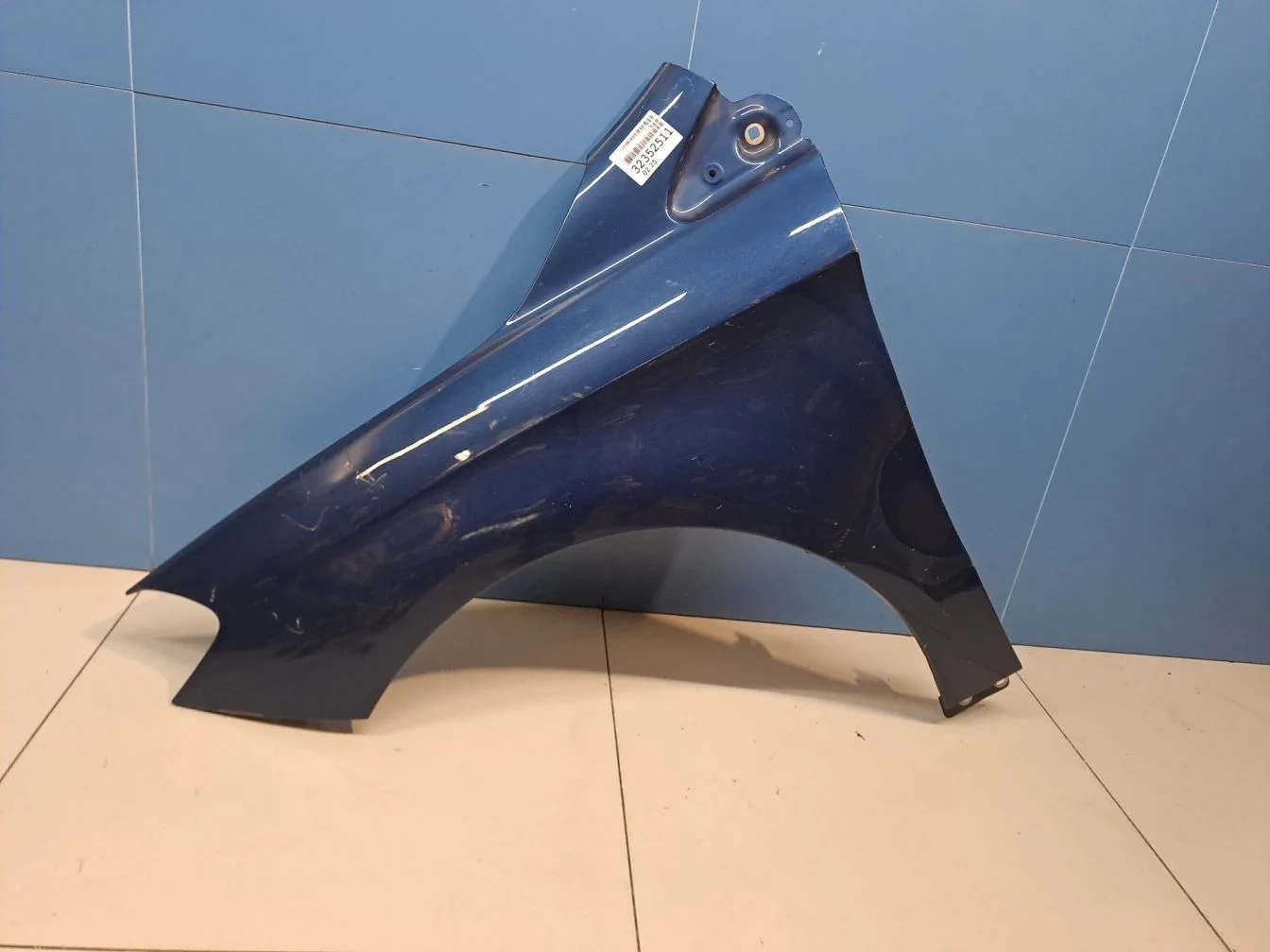 Крыло переднее левое для Mercedes B-klasse W246 2011-2018