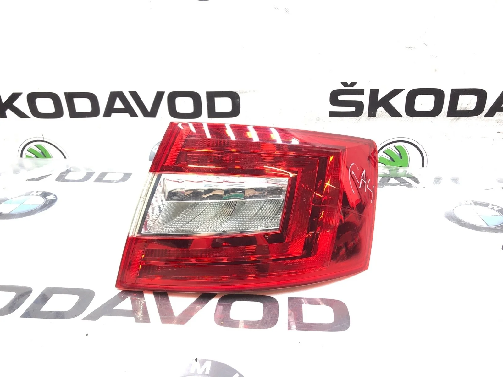 Фонарь Skoda Octavia 2014 5E5945112 A7 (5E), задний правый