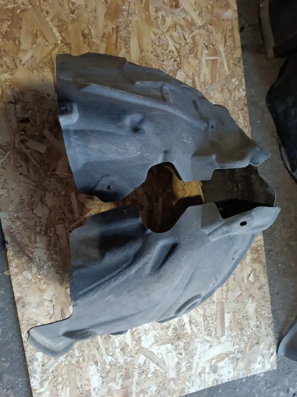 Подкрылок Audi A6 2014 4G2