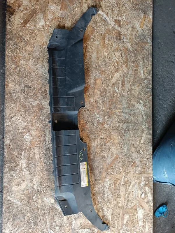 Накладка панель Audi Q5 2011 8R