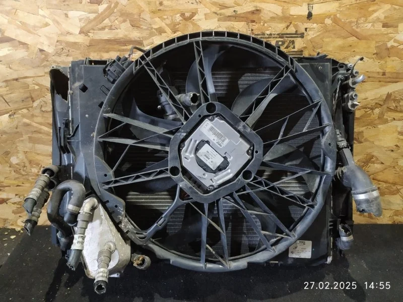 Комплект радиаторов с вентилятором BMW 3 2006 E90