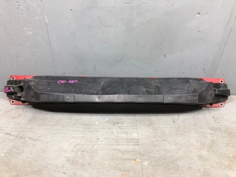 Усилитель бампера Volvo S60 FS
