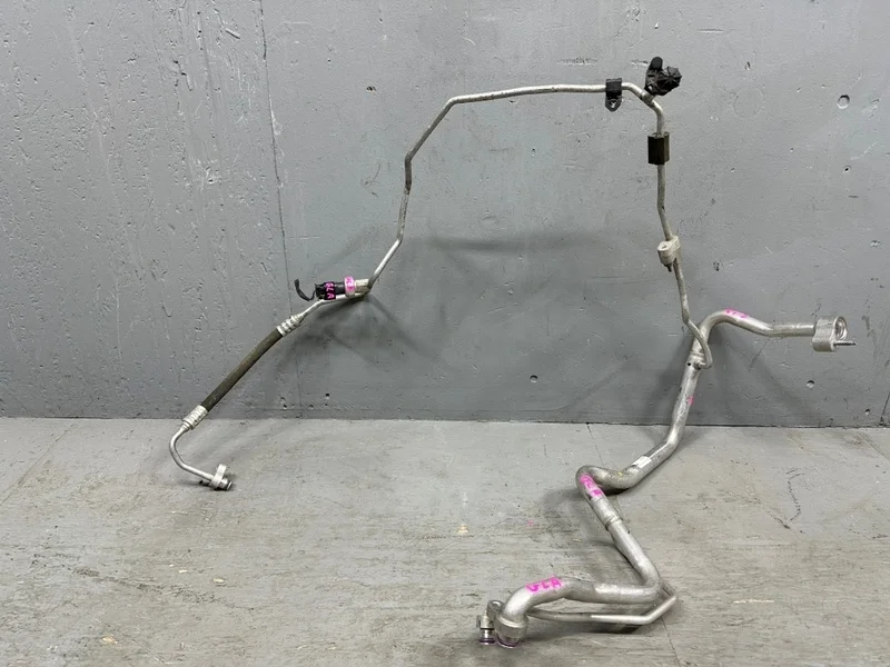 Трубка кондиционера Mercedes GLA X156