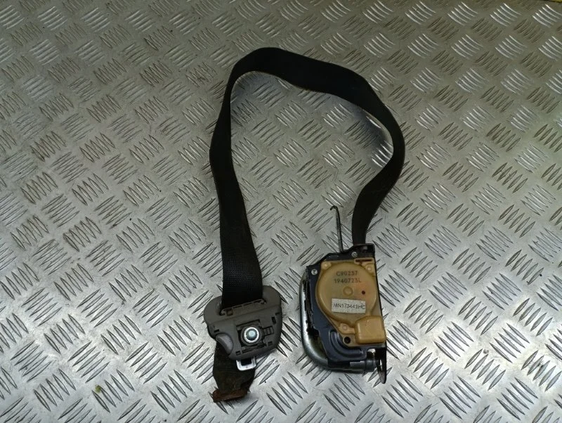 Ремень безопасности с пиропатроном Mitsubishi L200 (2006-2015) 2007 MN173443HC ПИКАП 2.5 D 4D56