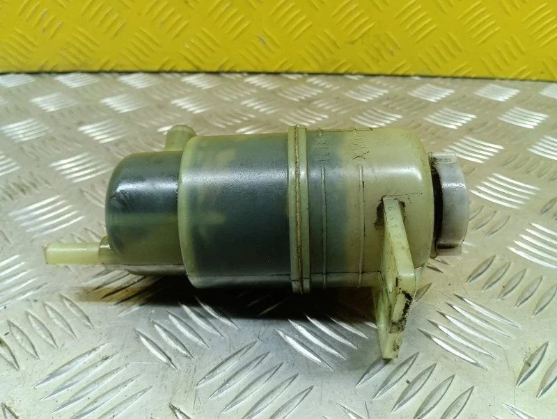 Бачок гидроусилителя Mitsubishi L200 (2015-2022) 2016 MR995028 ПИКАП 2.4 D 4N15