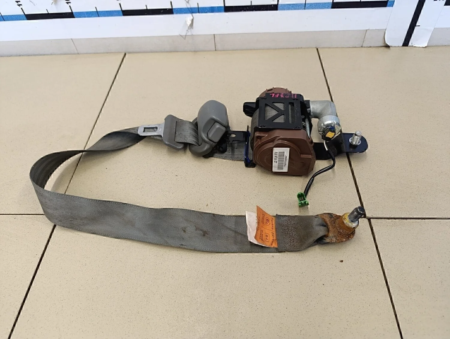 Ремень безопасности с пиропатроном Gentra II 2013-2015