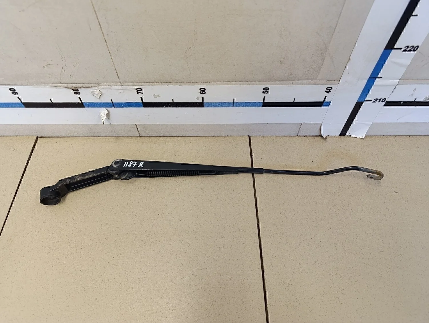 Поводок стеклоочистителя передний правый Lacetti 2003-2013