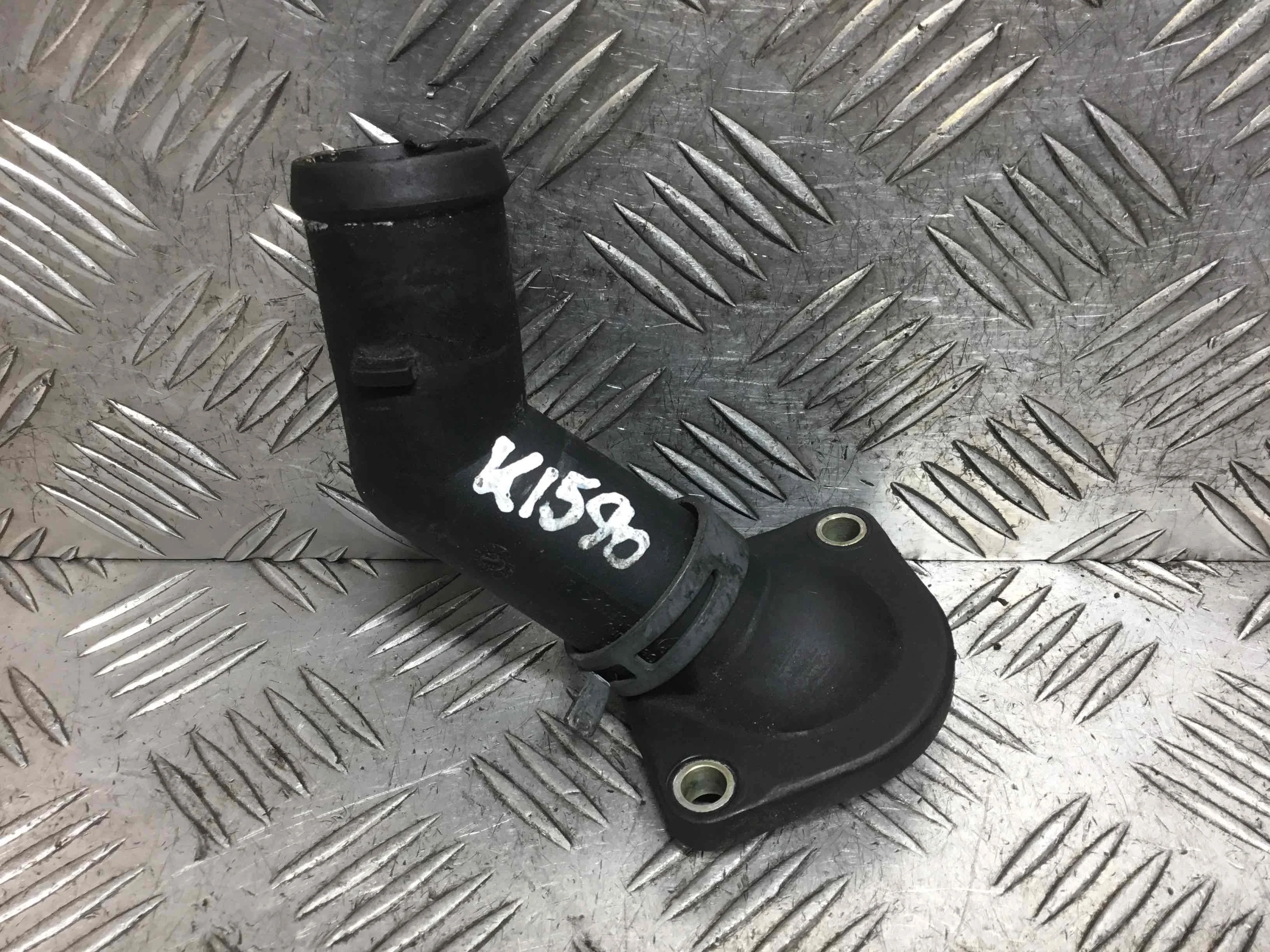 Корпус термостата Volkswagen Golf 4 поколение (1997-2004) бензин 1.6 i Механика Х/б