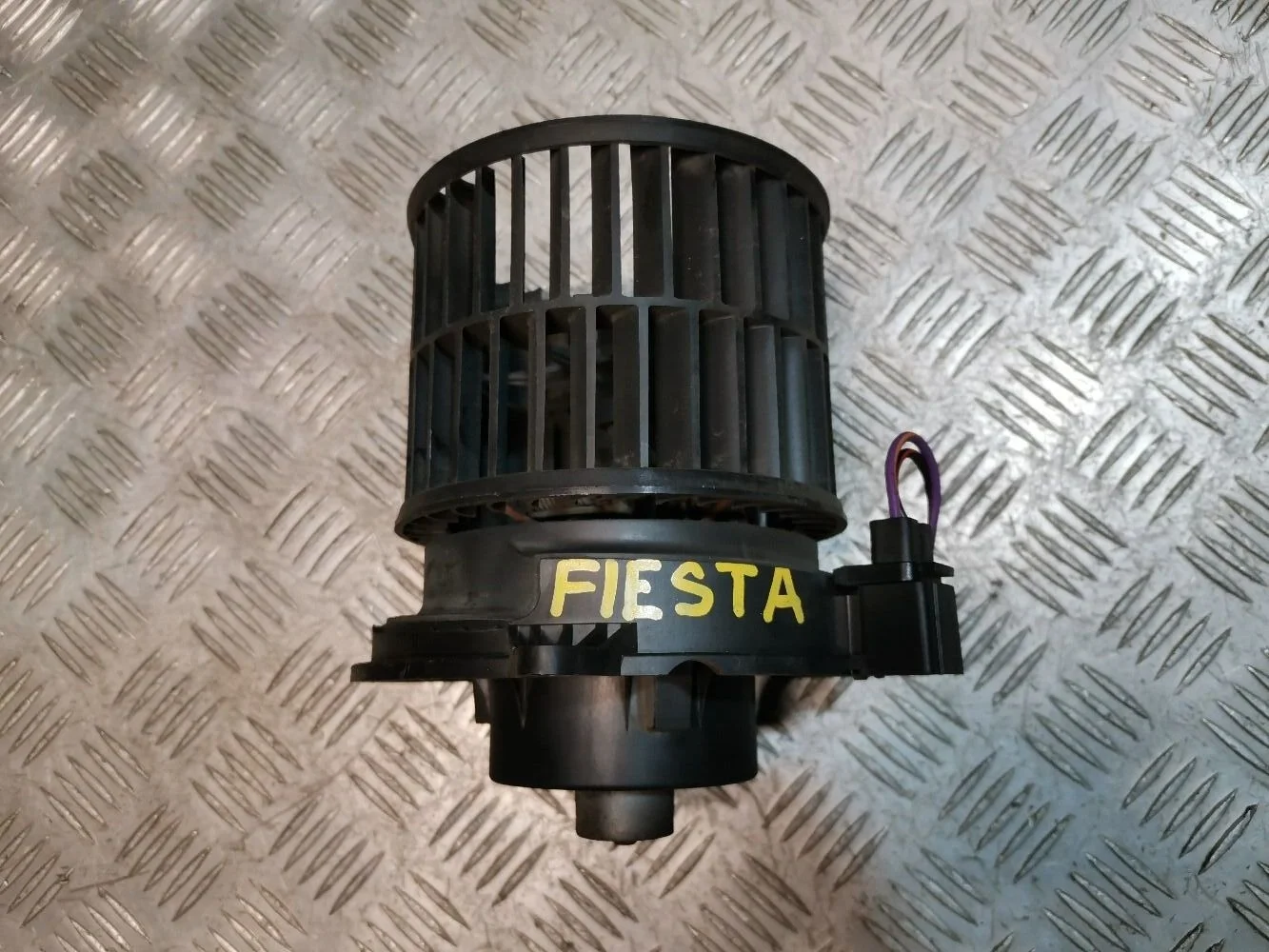 моторчик отопителя Ford Fiesta mk 5