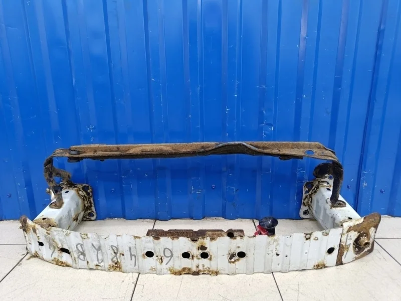 Усилитель бампера Ford Focus 2007 1540638 2 1.4 ASDB, передний