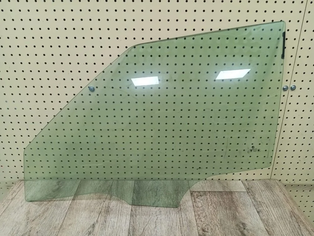 Стекло двери передней Skoda Fabia II рестайлинг (2010—2014) Fabia II рестайлинг (2010—2014) 5J2