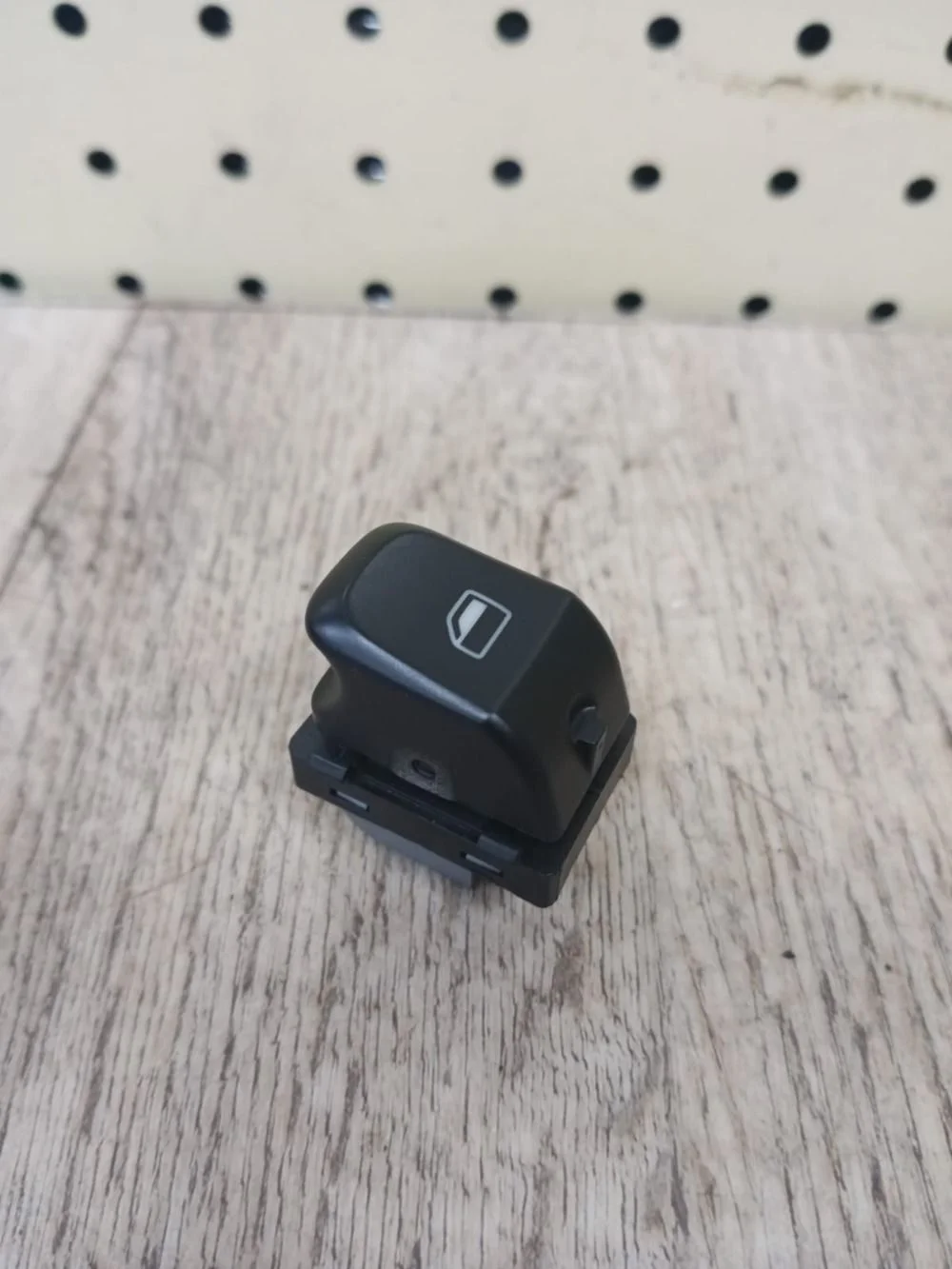 Кнопка стеклоподъемника Audi A4 B8 A4 Allroad Quattro B8 (2009—2011) 8KH