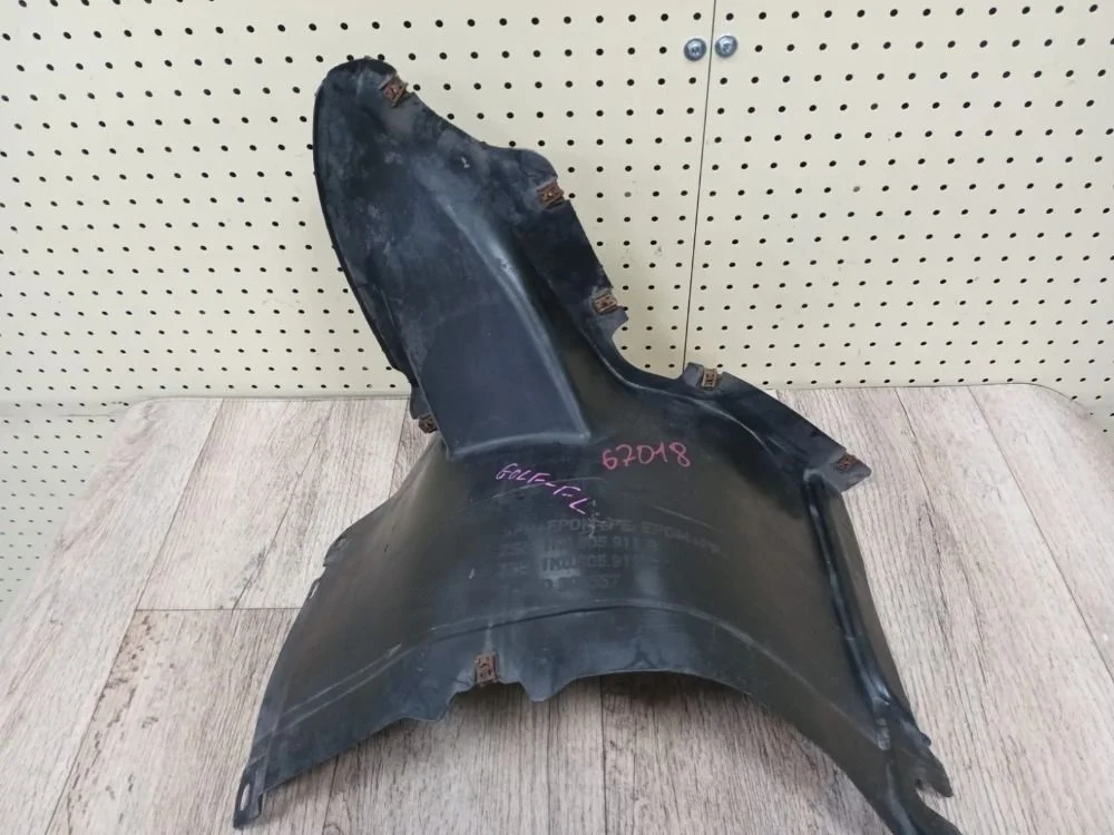 Подкрылок передний Volkswagen Golf Mk5 (2003—2009) Golf Mk5 (2003—2009) 1K1